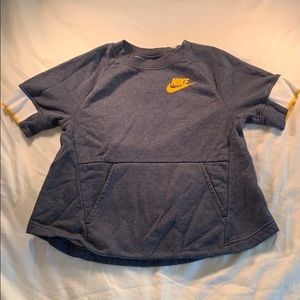 NIKE Girls Short Sleeve
